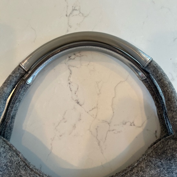 Gray Wool Kate Spade Hobo polka dot interior - Picture 3 of 9